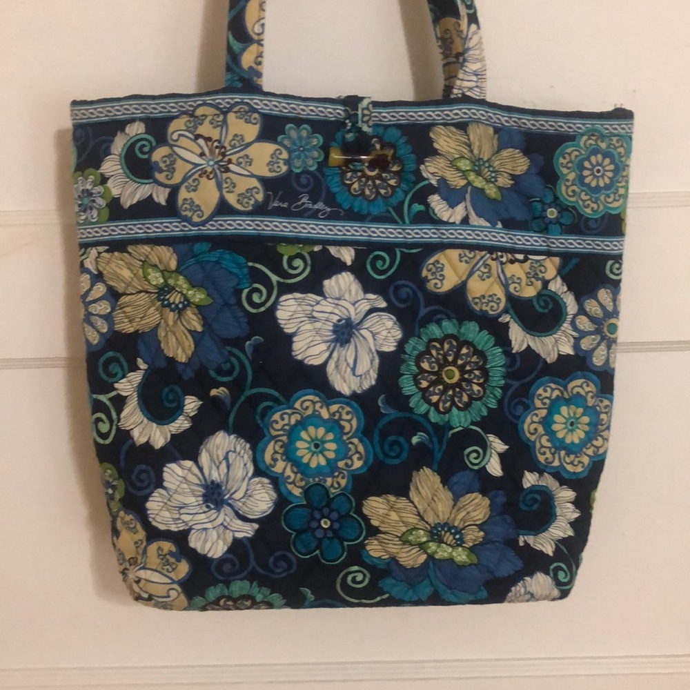 Vera Bradley Tote